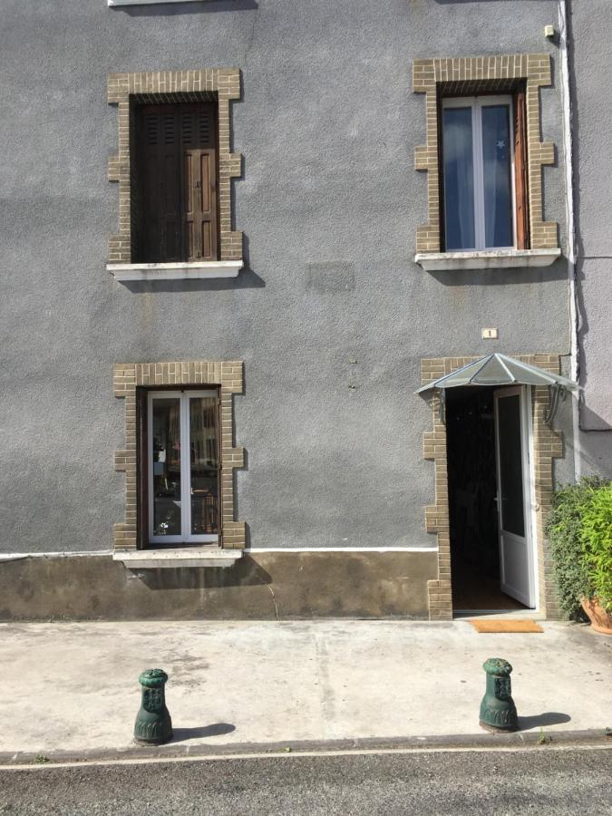 Sejour Chez L'Habitant Homestay Fougax-et-Barrineuf Εξωτερικό φωτογραφία