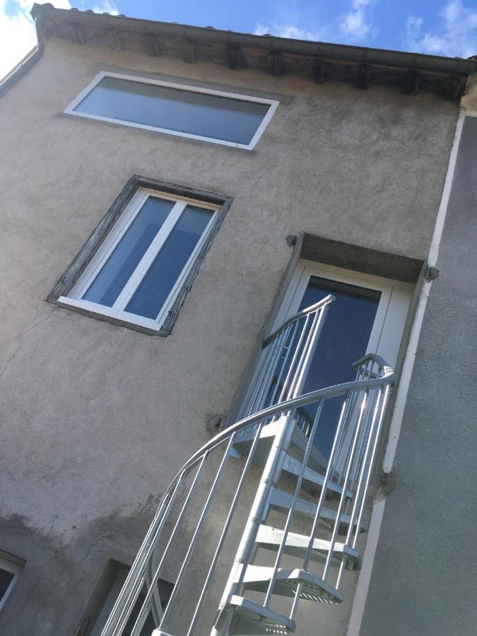 Sejour Chez L'Habitant Homestay Fougax-et-Barrineuf Εξωτερικό φωτογραφία